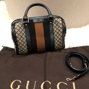 Gucci w/ Original Crossbody Strap—Great Condition